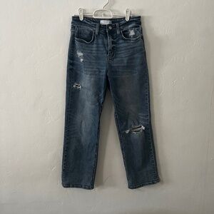 Cropped Distressed Jean